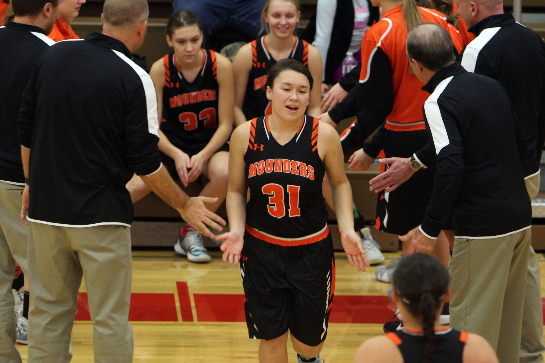 Elk Mound at Colfax girls basketball 12-5-19